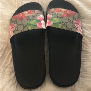 Gucci slides